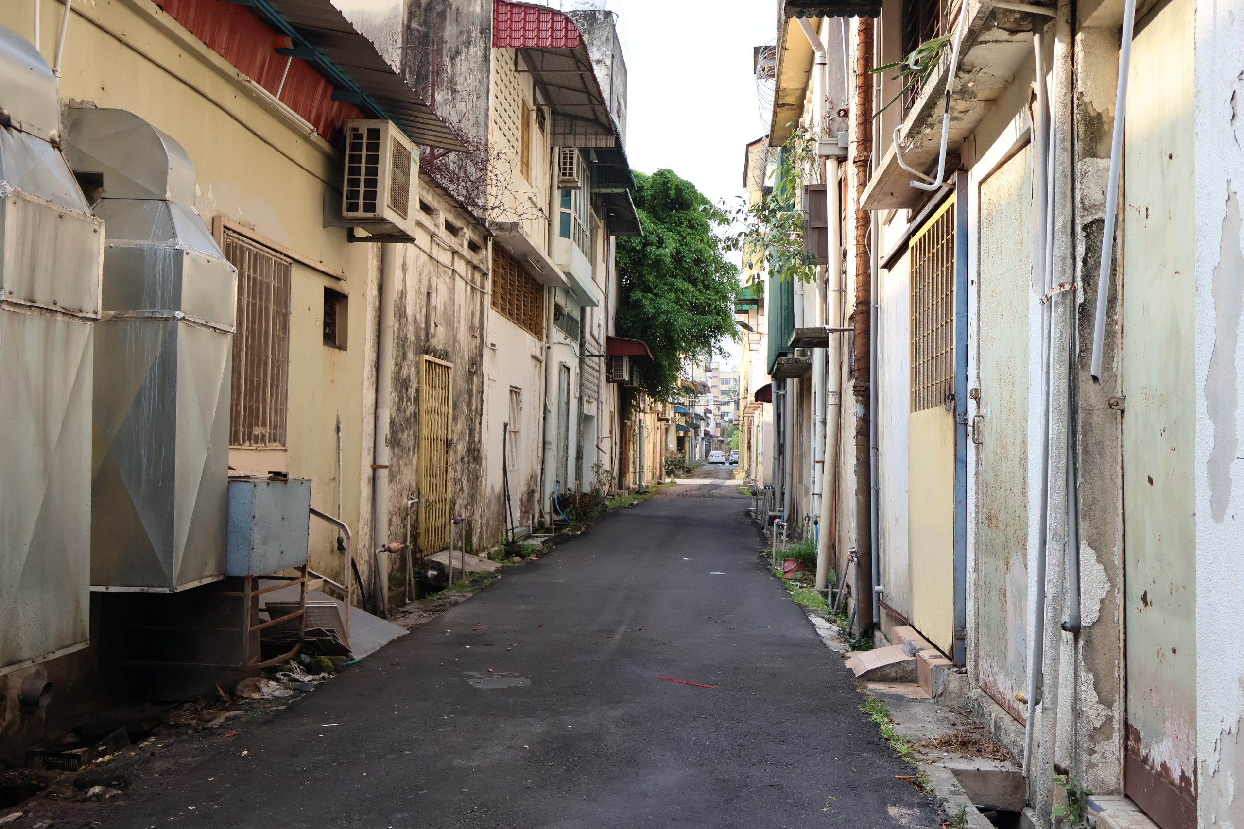 back alley photo